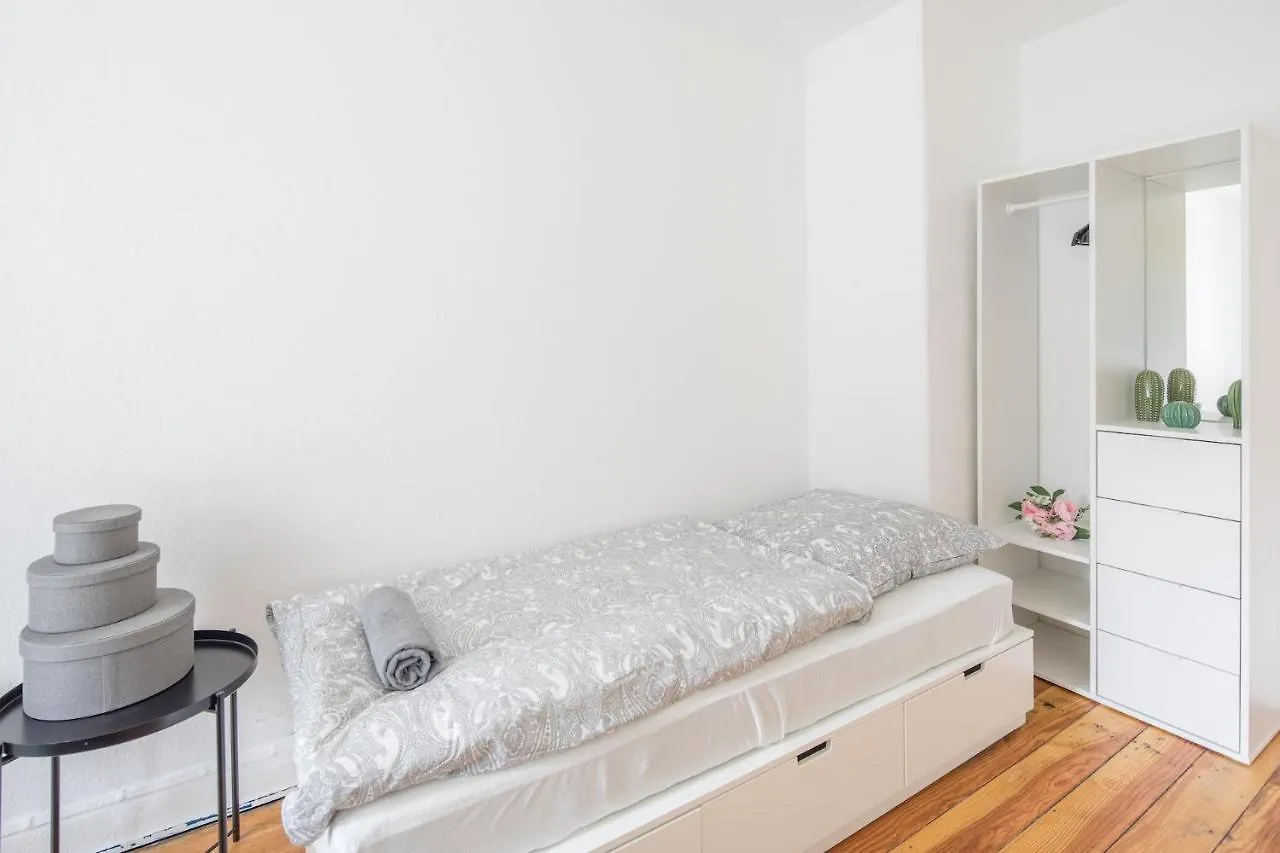 Stylish 2 Room Apartment +new bathroom&kitchen Hamburg