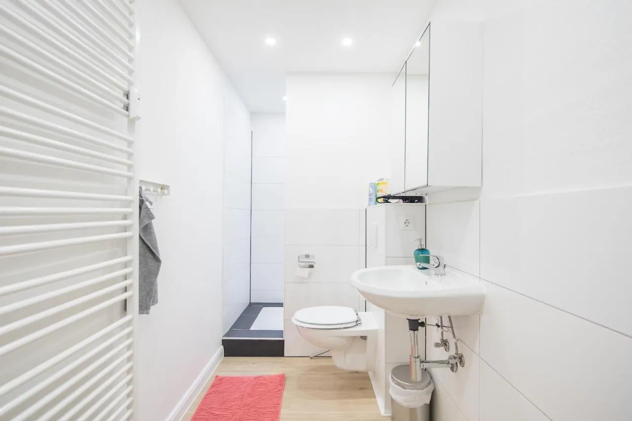 Stylish 2 Room Apartment +New Bathroom & Kitchen Hamburg Germany